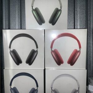 Apple AirPods Max - Assorted Colors